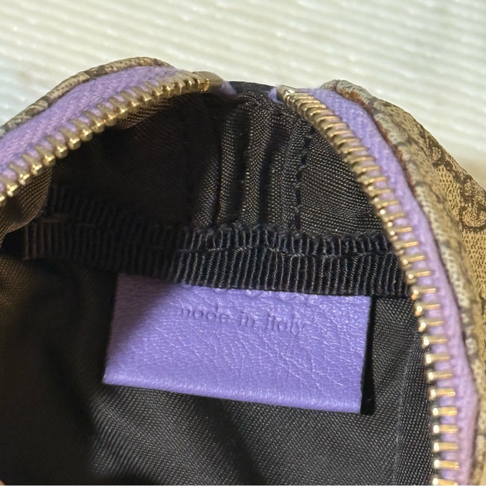Gucci GG Supreme Monogram Coin Purse Whale: Purple (EUC) - Picture 10 of 15